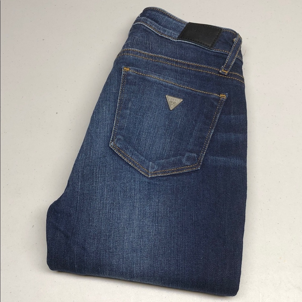 GUESS LOS ANGELES SKINNY JEANS 25x28 ⭐️